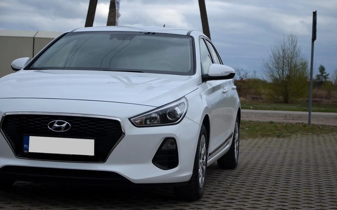 Hyundai I30 cena 46900 przebieg: 145000, rok produkcji 2018 z Sochaczew małe 326